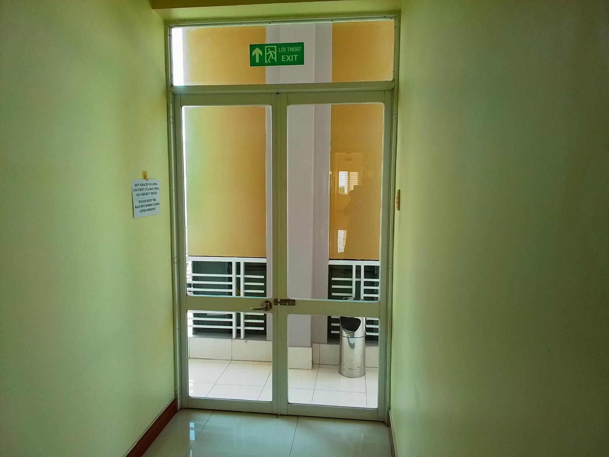Hostel Dang Loi ホステルダンロイ Chau Doc Exteriér fotografie