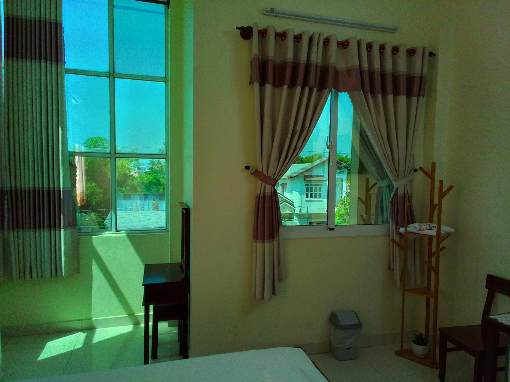 Hostel Dang Loi ホステルダンロイ Chau Doc Exteriér fotografie