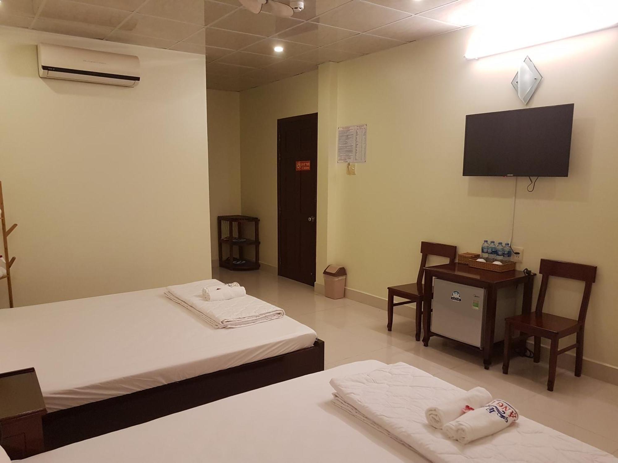 Hostel Dang Loi ホステルダンロイ Chau Doc Exteriér fotografie