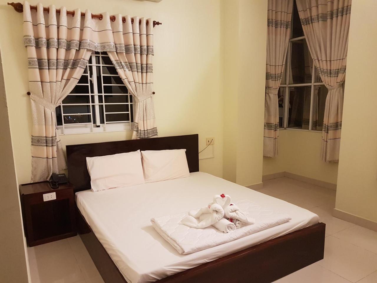 Hostel Dang Loi ホステルダンロイ Chau Doc Exteriér fotografie