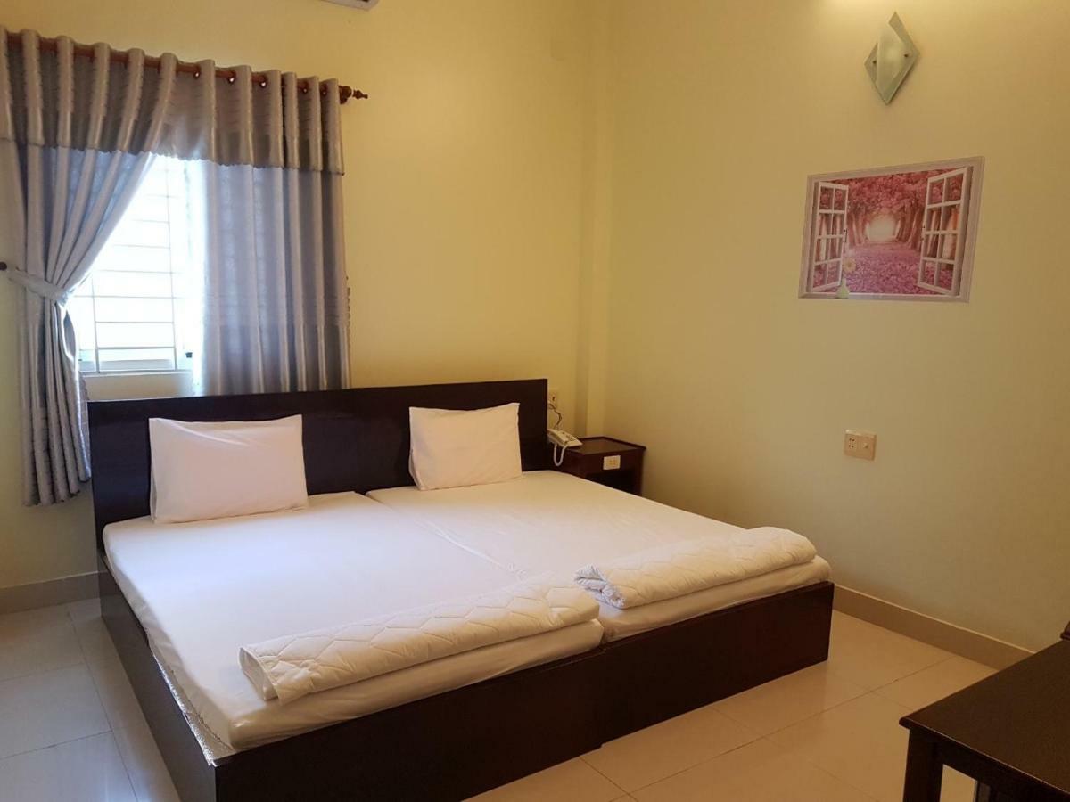 Hostel Dang Loi ホステルダンロイ Chau Doc Exteriér fotografie