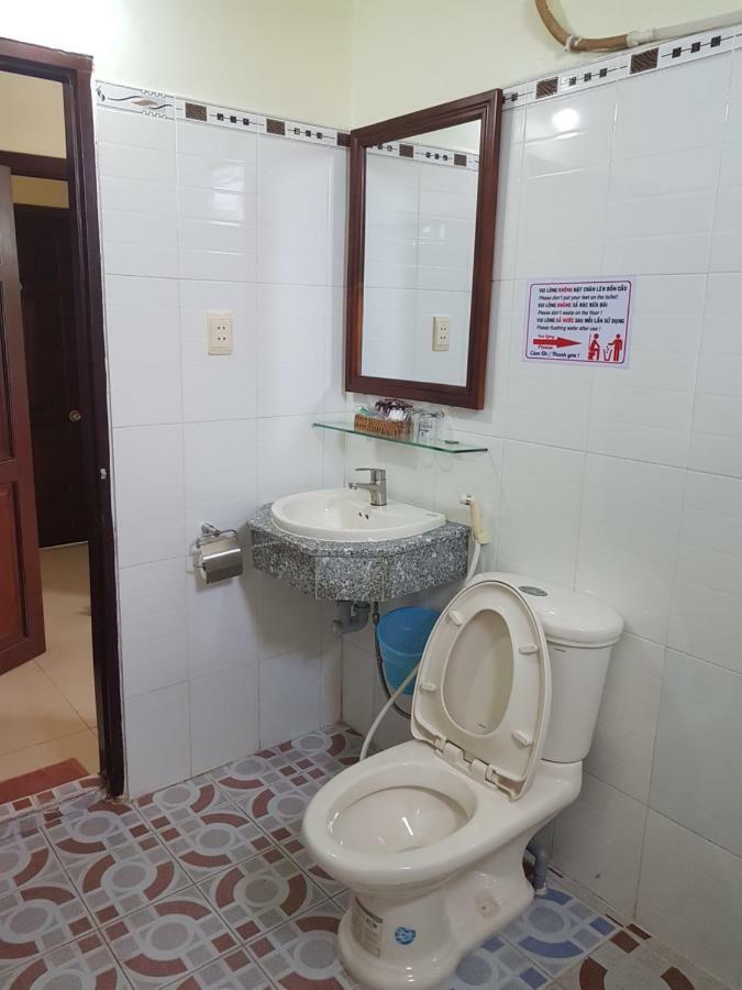 Hostel Dang Loi ホステルダンロイ Chau Doc Exteriér fotografie